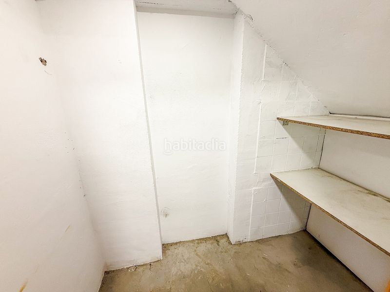 Foto 0a813d5c-dfe8-42e2-8102-870c13a92b93. Local comercial nave completamente reformada y moderna en Villena