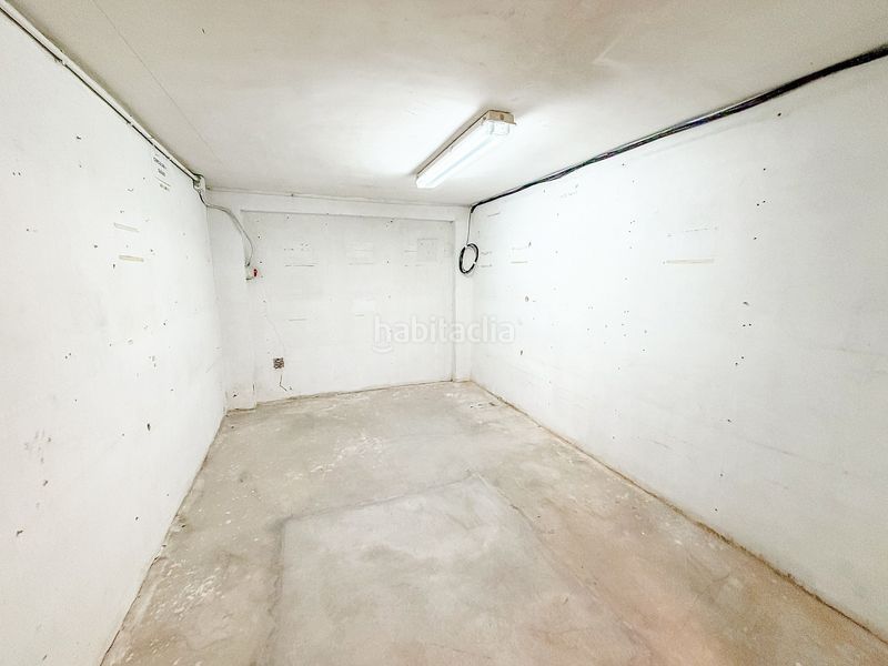 Foto 36255cd4-4d0d-473a-8083-05db60cdfde8. Local comercial nave completamente reformada y moderna en Villena