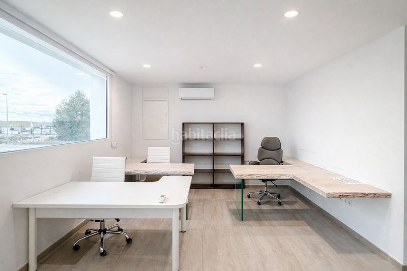 Foto 418560ae-4765-4fcc-a5a6-6751402ab690. Local comercial nave completamente reformada y moderna en Villena