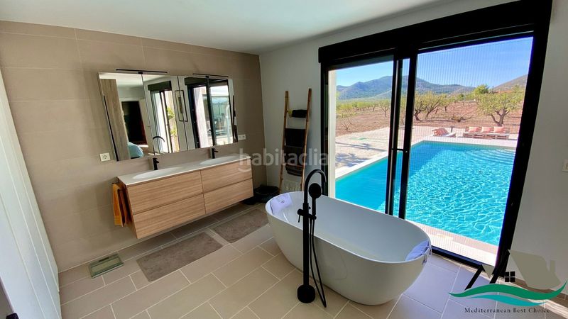 Foto e24a2397-c76e-4379-9967-9429a193bdd2. Chalet en Romana (la)