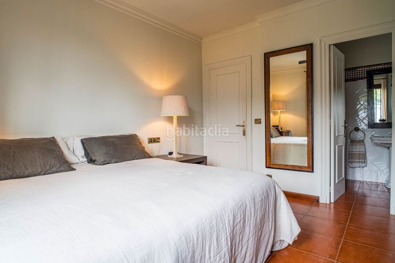 Foto bc5802a8-de87-4a34-a7e9-760568d076ff. Xalet a Petrer