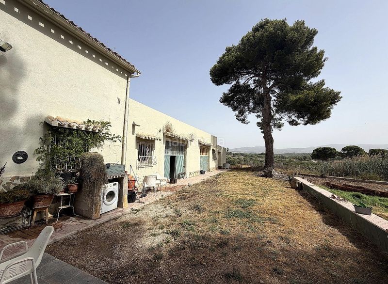 Foto df3a5e8e-490a-4701-9423-ae944e9bf3de. Masía hermosa casa con infinitas oportunidades. en Castalla