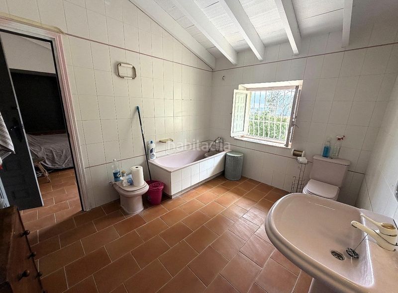 Foto df5e668a-013c-4044-9e89-ff4c0c680b4a. Masía hermosa casa con infinitas oportunidades. en Castalla