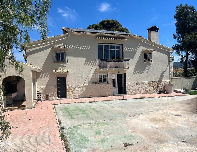 Foto f3373860-e6f3-4ce1-936e-ea9298b4dabe. Masía hermosa casa con infinitas oportunidades. en Castalla