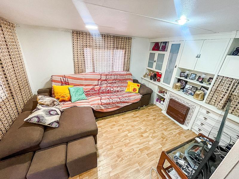 Foto abc569a3-23f3-427b-b13f-e557f4231845. Chalet in urbanització terol g 5 in Tibi