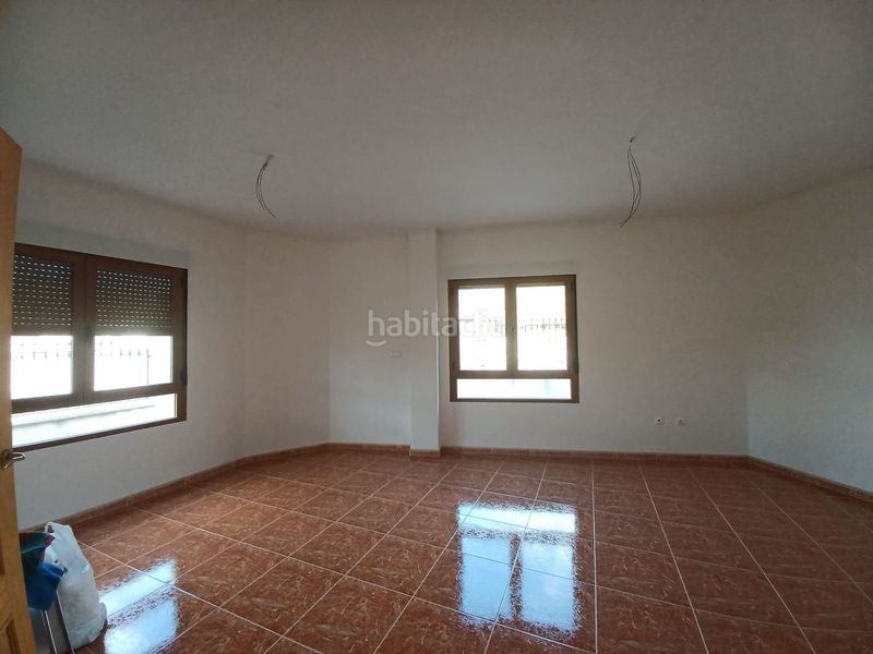 Foto b6de9c38-25f0-47bf-b4d0-f4b19dd207e2. Duplex in Pinoso