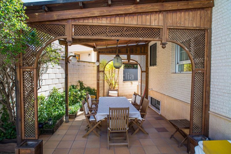Foto ab961013-38e8-434e-b324-dc389286123b. Chalet in Plaza Castelar - Mercado Central Elda
