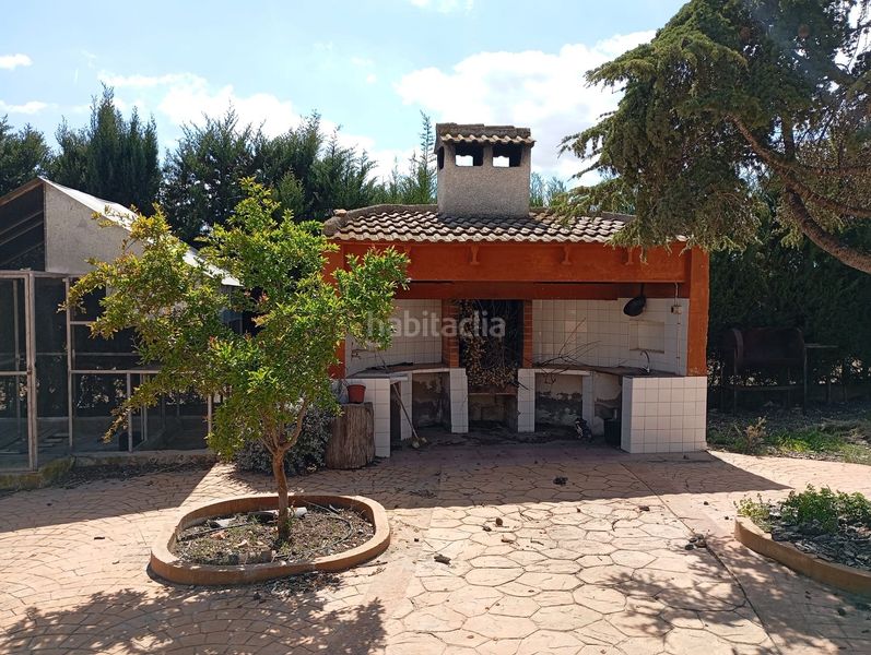 Foto 143b19b6-fb73-4735-9a38-394f506f47f8. Chalet en Yecla