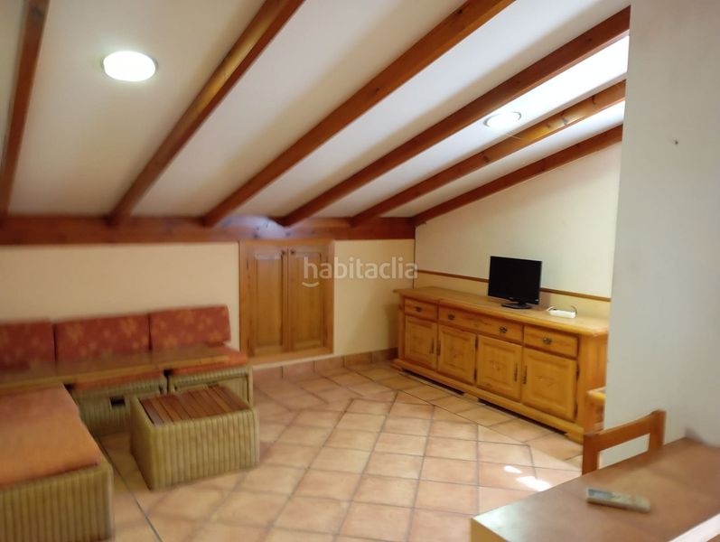 Foto f5f3480b-efe4-4b53-9e55-2d2d6bb52b39. Chalet en Yecla