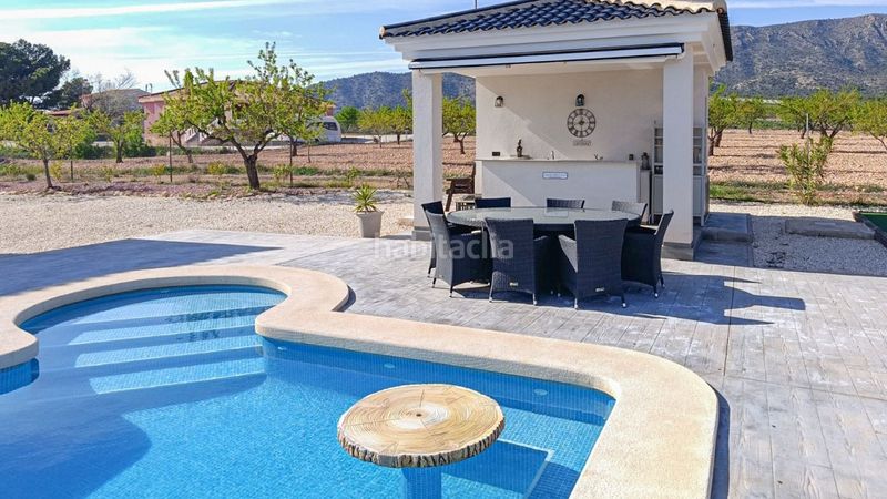 Foto a7b827a6-36de-46f3-abc8-64bbeeab4e3d. Chalet en Pinoso