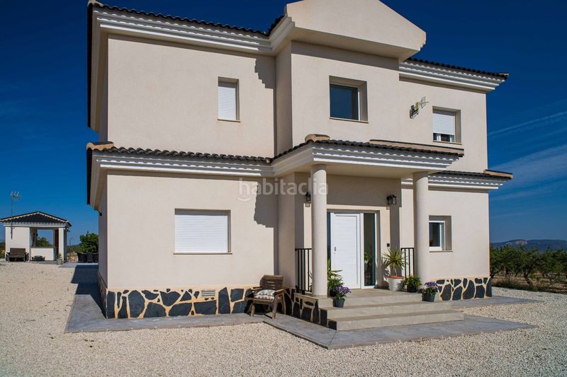 Foto bcfeff42-d35d-404d-a619-ad2ed6d0db95. Chalet en Pinoso