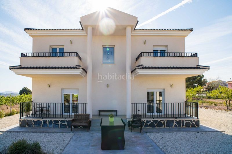 Foto e98bf333-5585-48c2-98ee-d934491399dc. Chalet en Pinoso
