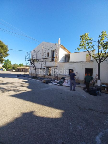 Foto d6f97723-2c31-4cbe-adfc-8de39708c78a. Masia a Pinoso