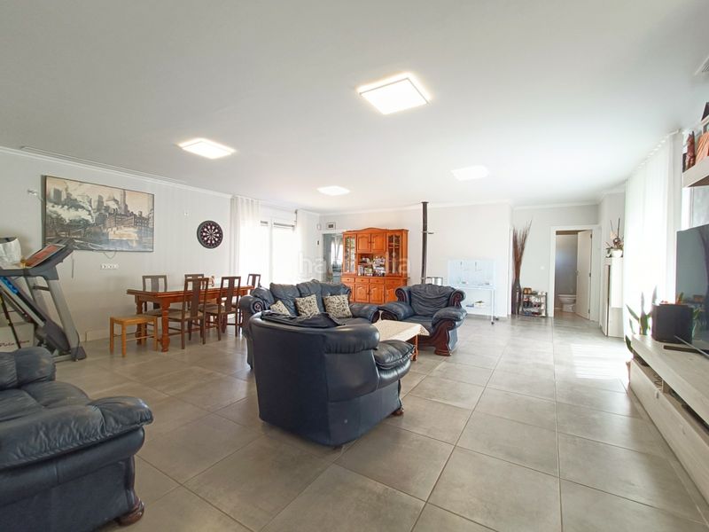 Foto cfd58aed-c793-4bfd-9538-1f480a4e6bb6. Chalet en Pinoso