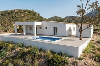 Chalet in Hondón de las Nieves