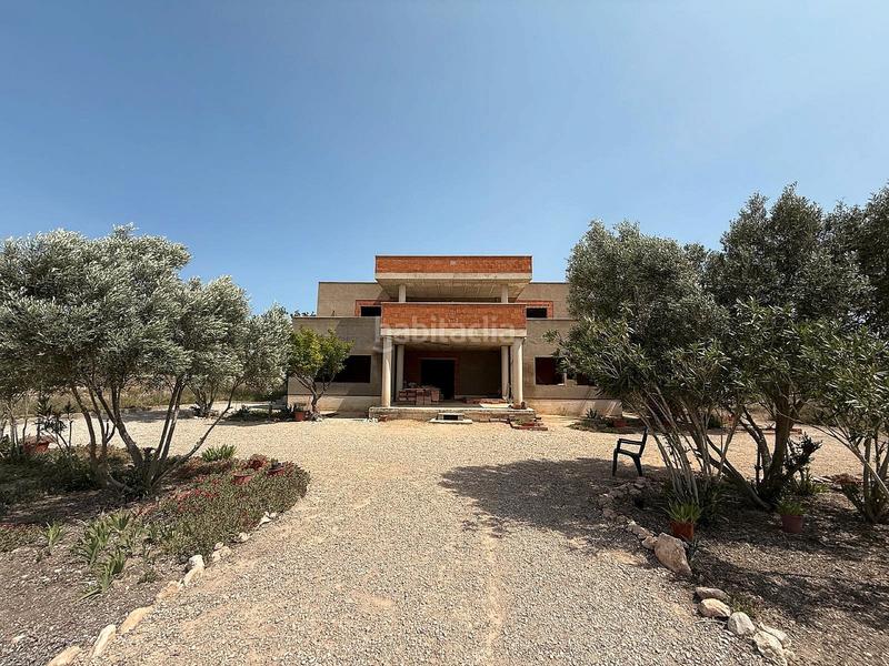 Foto 689303e4-41fe-432a-9524-9dc5f2038c65. Chalet in Salinas