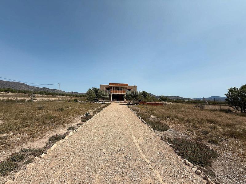 Foto fddd55fb-c365-410a-a3b7-dd8b9fcd77f5. Chalet in Salinas