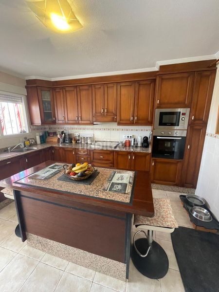 Foto f1f54a1f-7a7b-453e-aec7-d77ae19245ea. Chalet en Pinoso