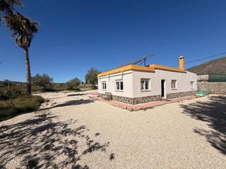 Chalet in Hondón de los Frailes