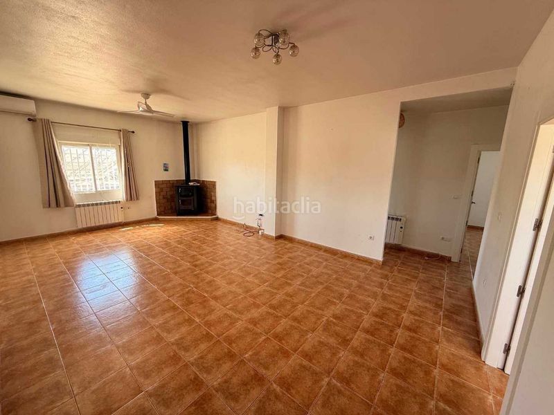 Foto b828ec73-66b9-44fc-9de0-88218d0f0d03. Chalet en Pinoso