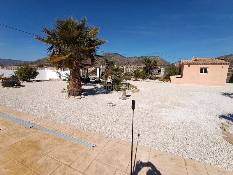 Foto 4cec1df6-b833-42bc-a138-9379d9b072c1. Chalet en Abanilla
