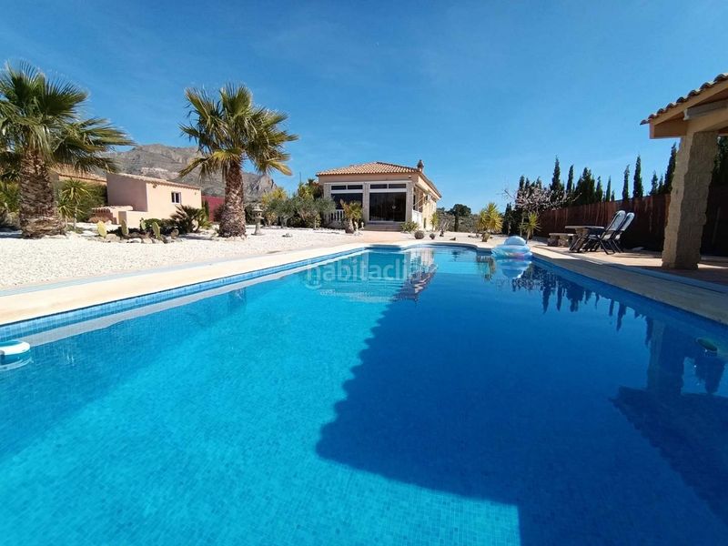 Foto cdd82311-6575-43d2-855e-9e16492f8aa9. Chalet en Abanilla