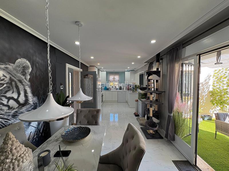 Foto 89b7ac31-6959-4c97-adb0-210609c981ca. Chalet con camino riscaldamento piscina in Biar