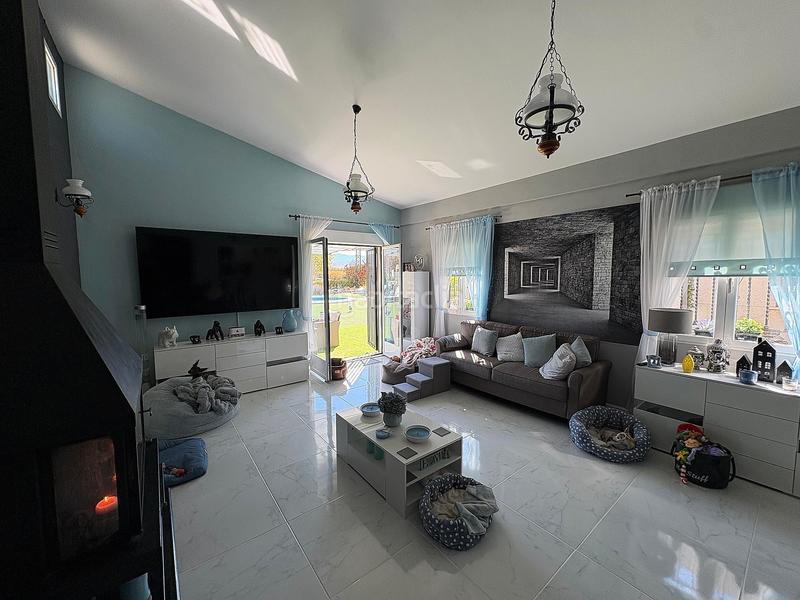 Foto f9c53c13-02e8-4903-9457-20cec94a0d07. Chalet con camino riscaldamento piscina in Biar