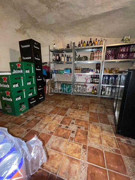 Foto 9b1f7bed-3158-49ab-acea-0df63b884904. Local comercial a Pinoso