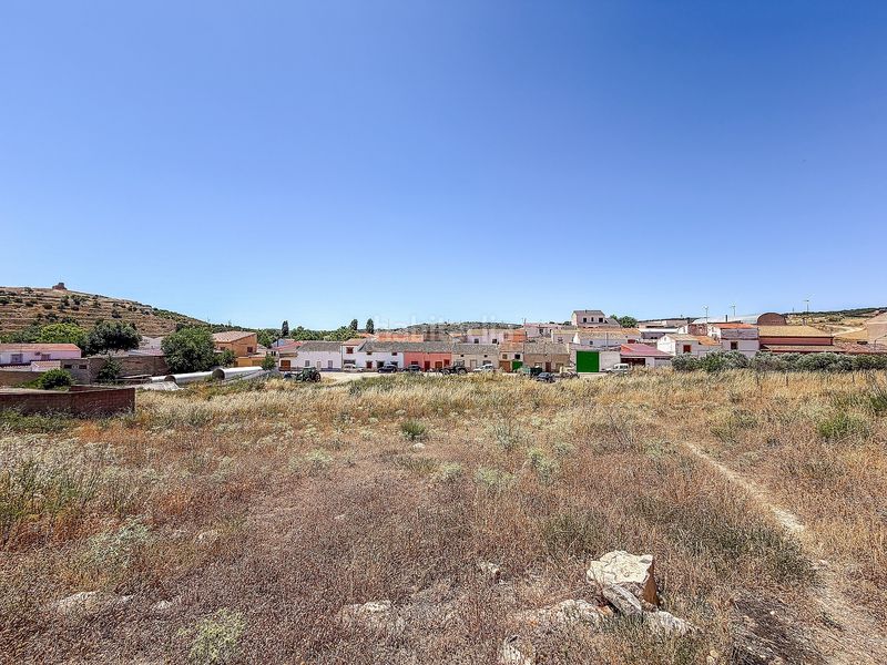 Foto b4d91571-267b-4495-8d40-eb076a641151. Finca rústica a Lezuza