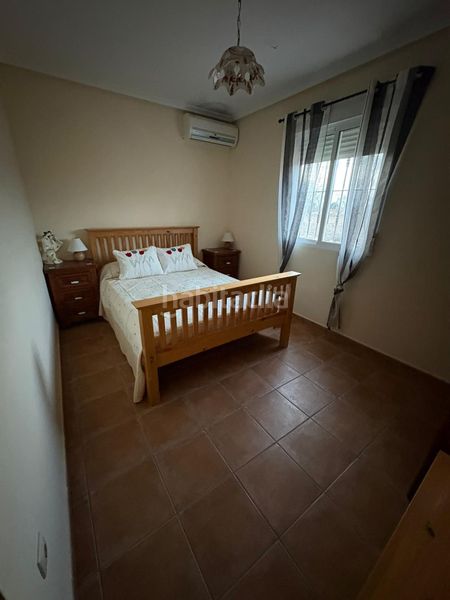 Foto 572e8d33-f28e-466c-a6a3-3987ff53d334. Chalet in Monòver