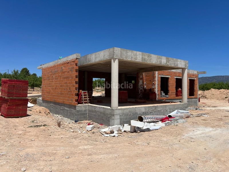 Foto a10f8622-6578-4749-8f1a-155a1ef7c7bc. Chalet en Pinoso
