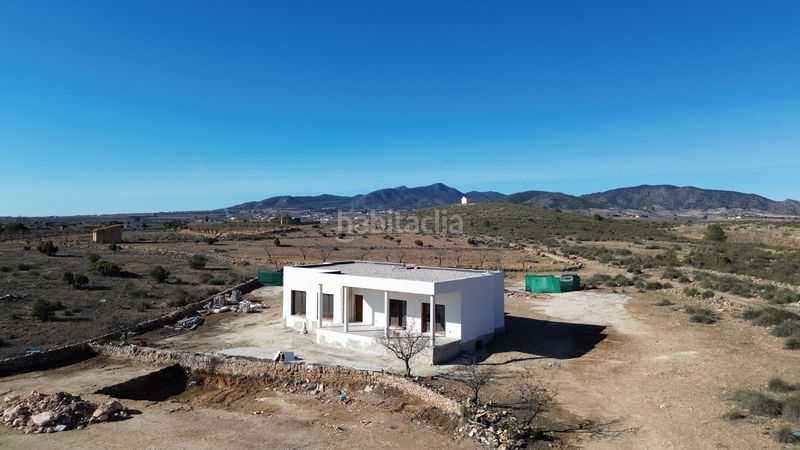 Foto a3eed070-c9cb-48e7-8ddc-8f7d1a6b7096. Chalet en Pinoso