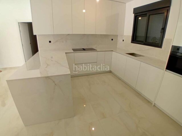 Foto bddfbd30-6edc-4076-8a98-2724c5305a40. Chalet en Romana (la)