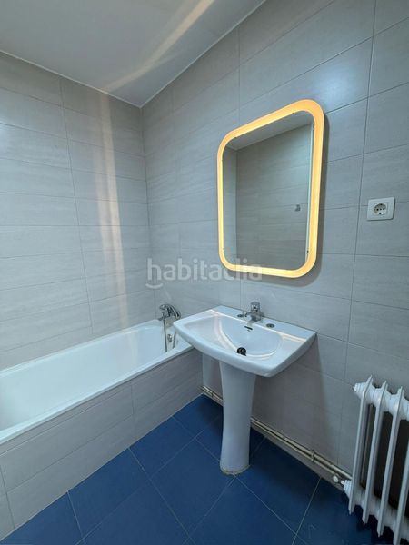 Foto 83cb2896-9fa9-49ca-bb2b-242cea229d58. Apartamento en Yecla