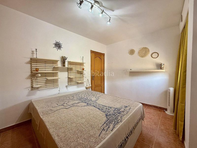 Foto bb6592c2-b68e-47f9-a799-55800d903552. Masia a Las Cruces Villena