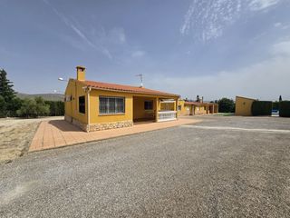Chalet in Cabanes y Las Fuentes