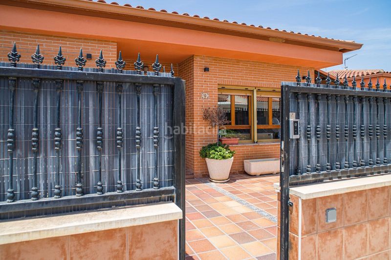 Foto 88920a4b-9556-4325-92c8-2db7b30244f7. Chalet en Pinoso