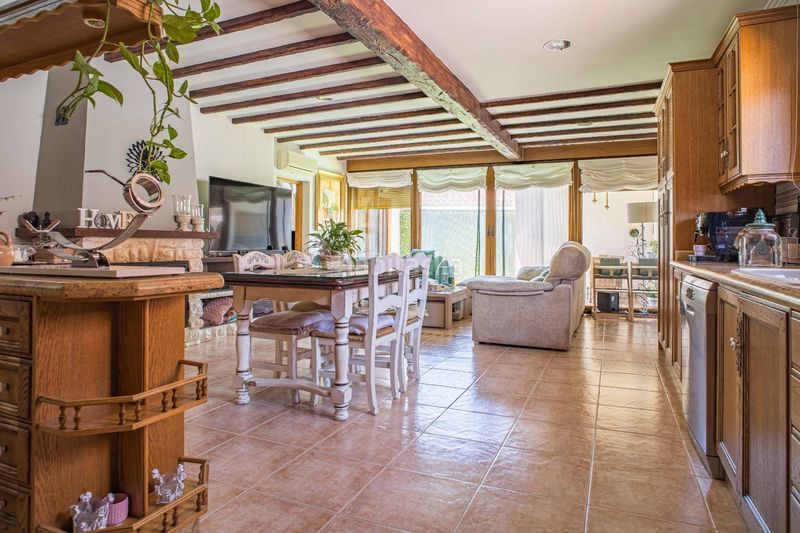 Foto c0257650-a206-468b-9df4-88e0be40018f. Chalet en Pinoso