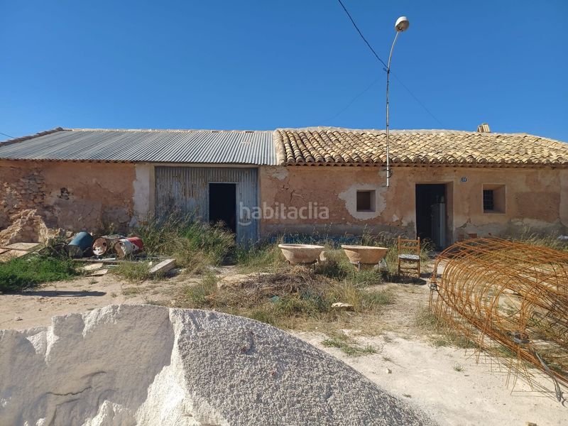 Foto daa47c22-5eae-4b8b-89fd-9a2ebdbae9cf. Masia a Pinoso