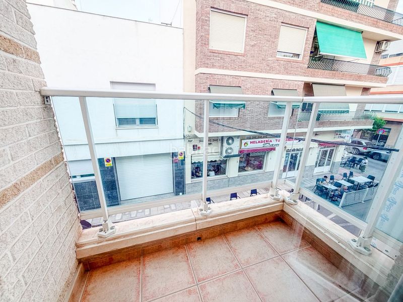 Foto 0b9e9c59-bd21-4d7a-838b-44d34dcae8a3. Apartamento en Plaza Castelar - Mercado Central Elda