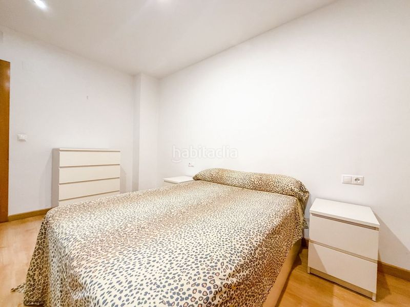 Foto f0b8e9cb-0b60-4205-a5b7-e77624f63ecc. Apartment with heating in Plaza Castelar - Mercado Central Elda