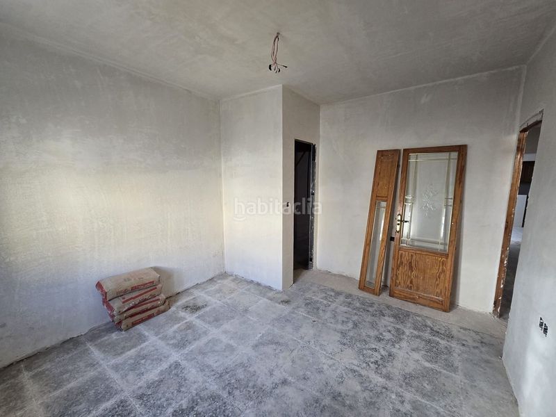 Foto 755f409f-780d-4750-b890-32a9ba6f4414. Duplex dans Sax