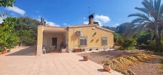 Chalet in Hondón de las Nieves