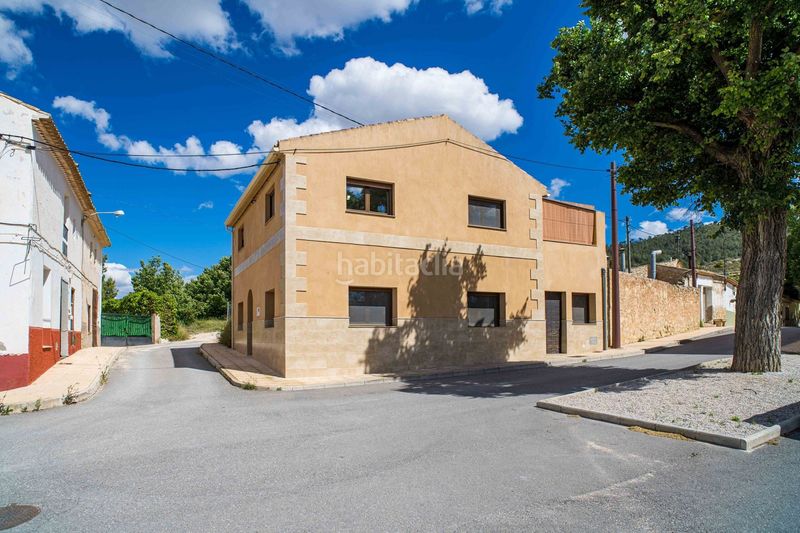 Foto 4489ed37-5d61-4b9a-b7ce-82b0f92c8e09. Masia a Pinoso