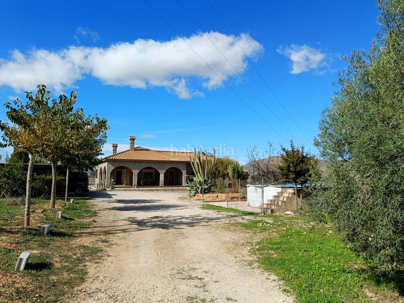 Foto b08beb19-74b1-47c8-bdbc-cca3eaab900c. Chalet dans Hondón de los Frailes