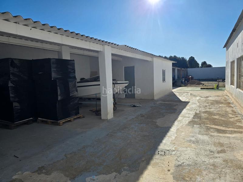 Foto 09099eaa-4a4c-44c4-b6e5-f67102556a3e. Geschäftsraum in Sax