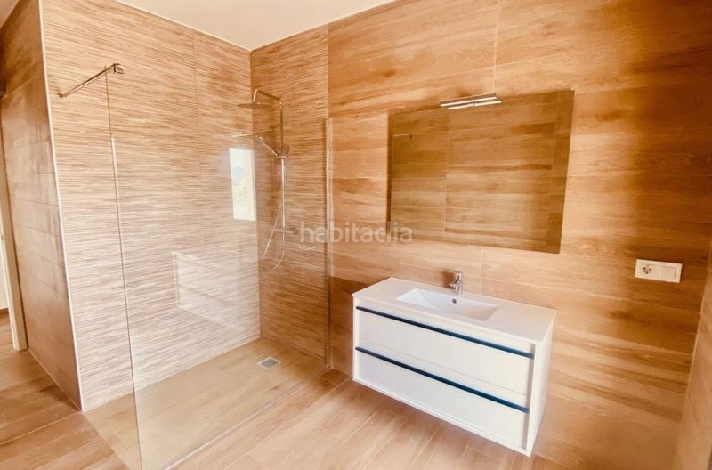 Foto 6a95f7c8-9d79-4f28-bc3e-b7c0f1e92de5. Chalet dans Abanilla