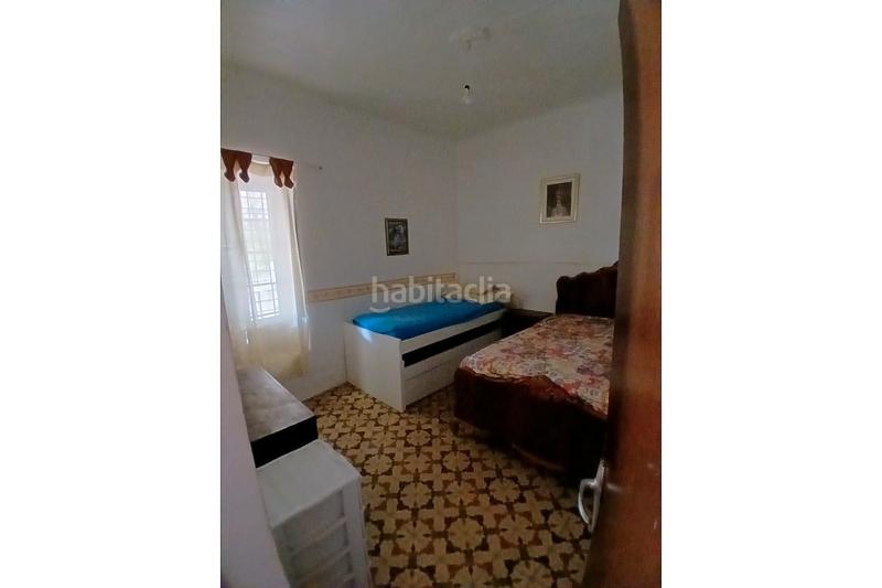 Foto 4db43dee-eed7-4dea-b677-7459fb4cd1c4. Masía bonita casa de campo de 6 dormitorios y 1 baño fuera de la red con piscina y gran parcela en Caudete