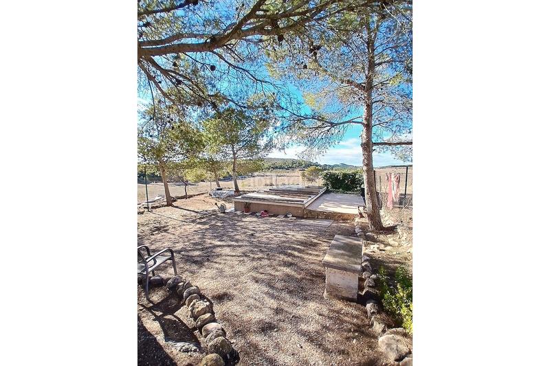 Foto 74e22d20-9f51-4d37-abc8-af789be41b5b. Masía bonita casa de campo de 6 dormitorios y 1 baño fuera de la red con piscina y gran parcela en Caudete